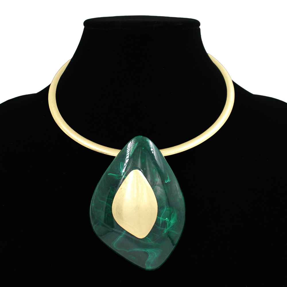 Oversized Organic Pendant Necklace | N5410