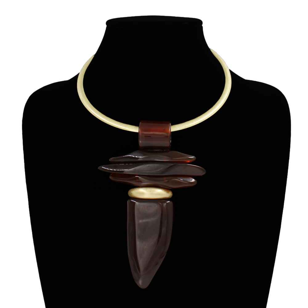 Oversized Sculptural Pendant Necklace | N5403