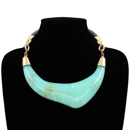 N5280 | Curved Resin Statement Necklace | KS2271