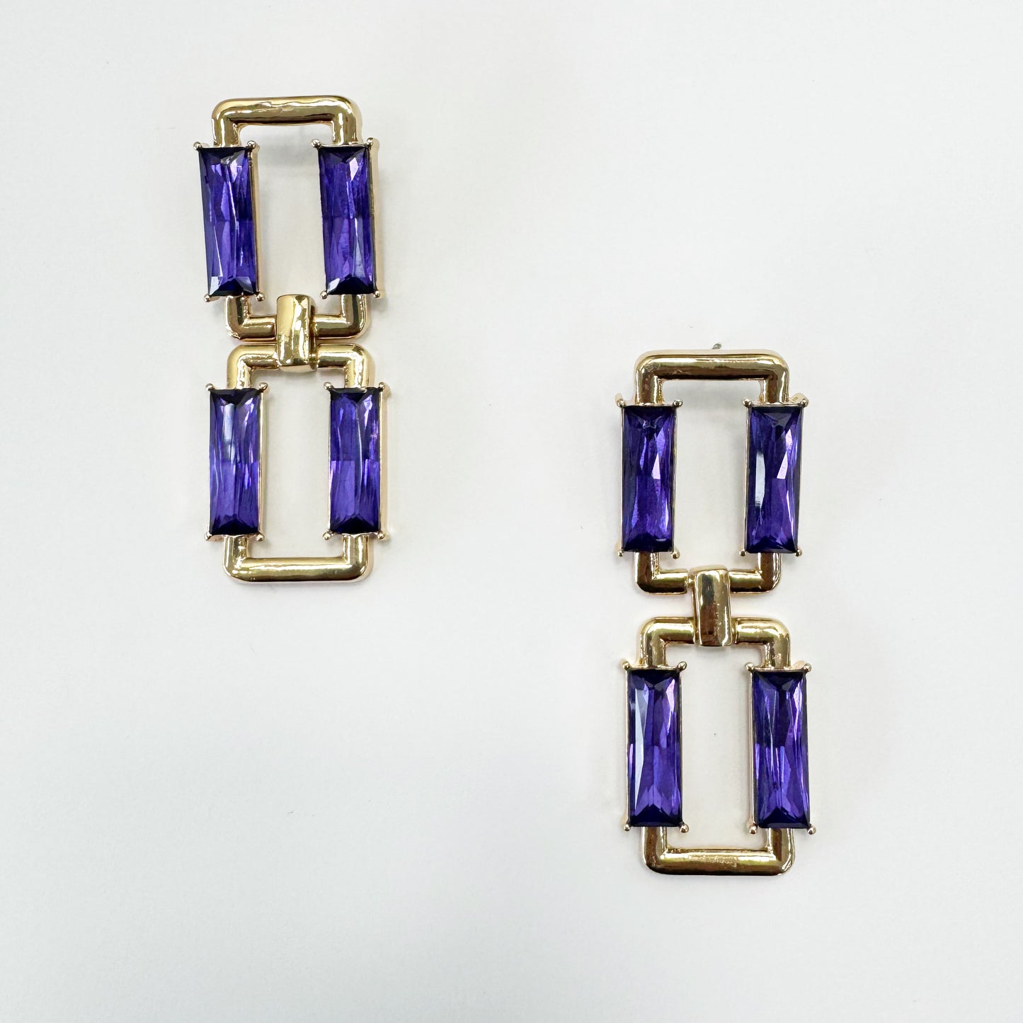 E0126 | Linked Crystal Earrings | 25E4897