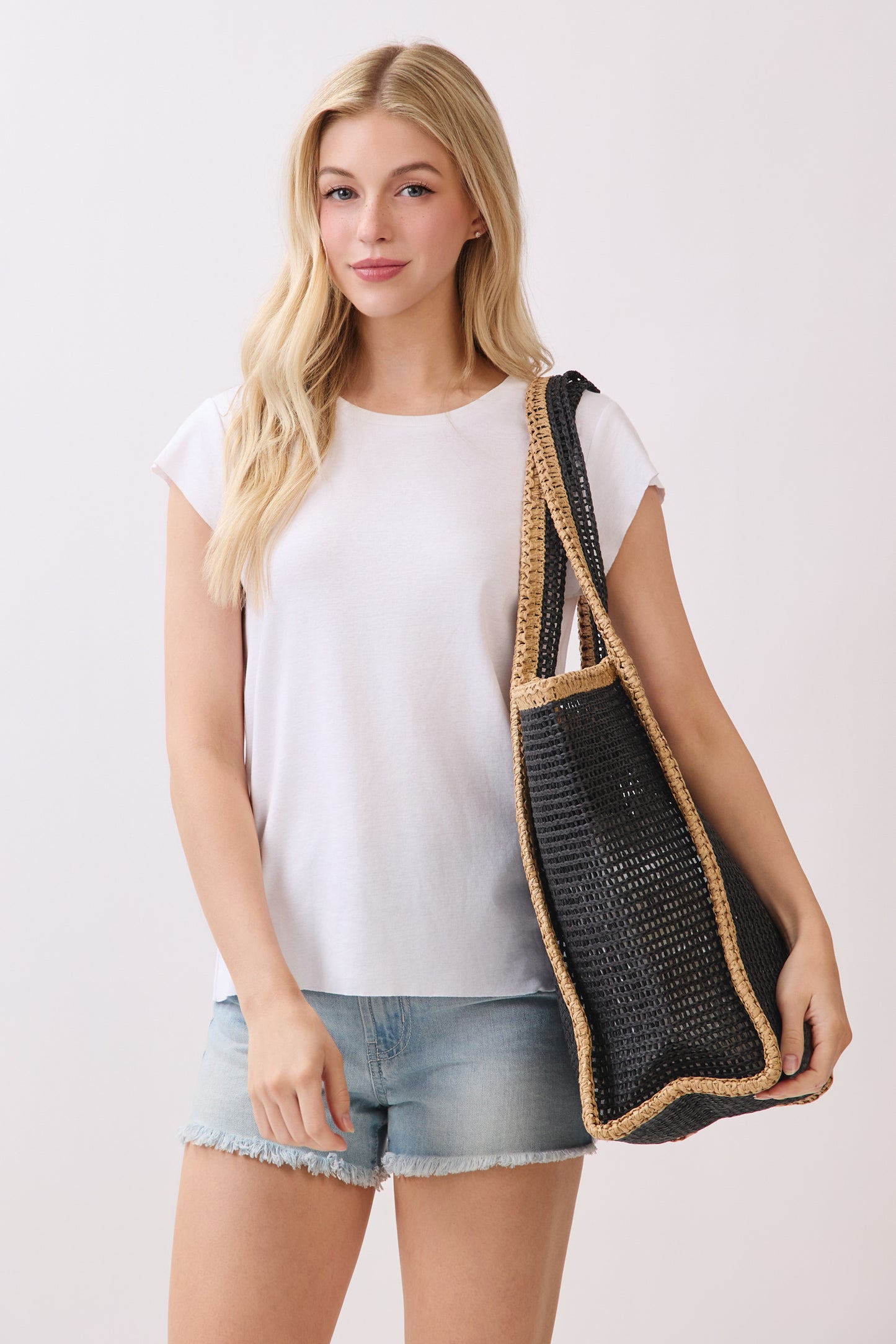 P0017 | Tassel Accent Woven Tote Bag | MB0338