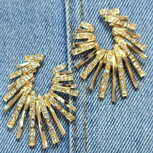 E1319 ME10453 Drop Post Earrings