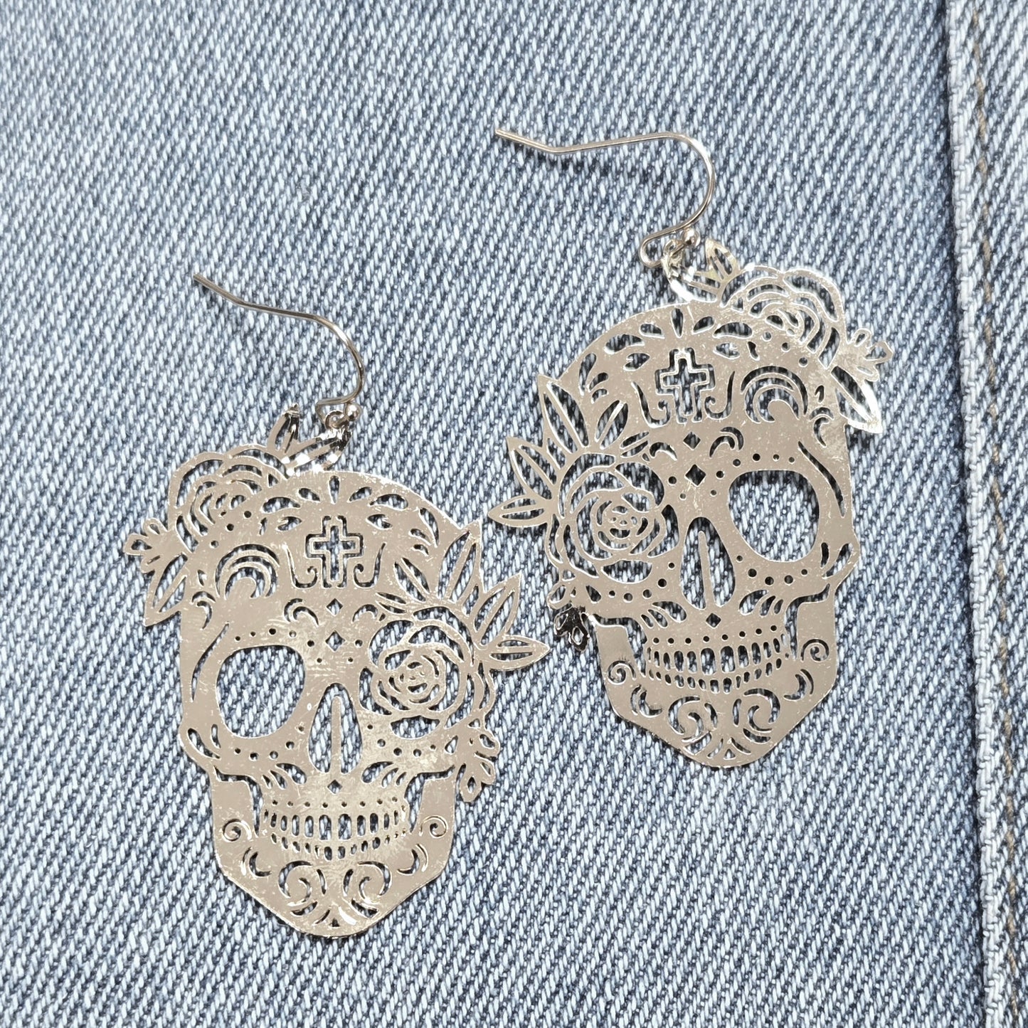 E1304 ME10960 Skull Drop Dangle Earrings