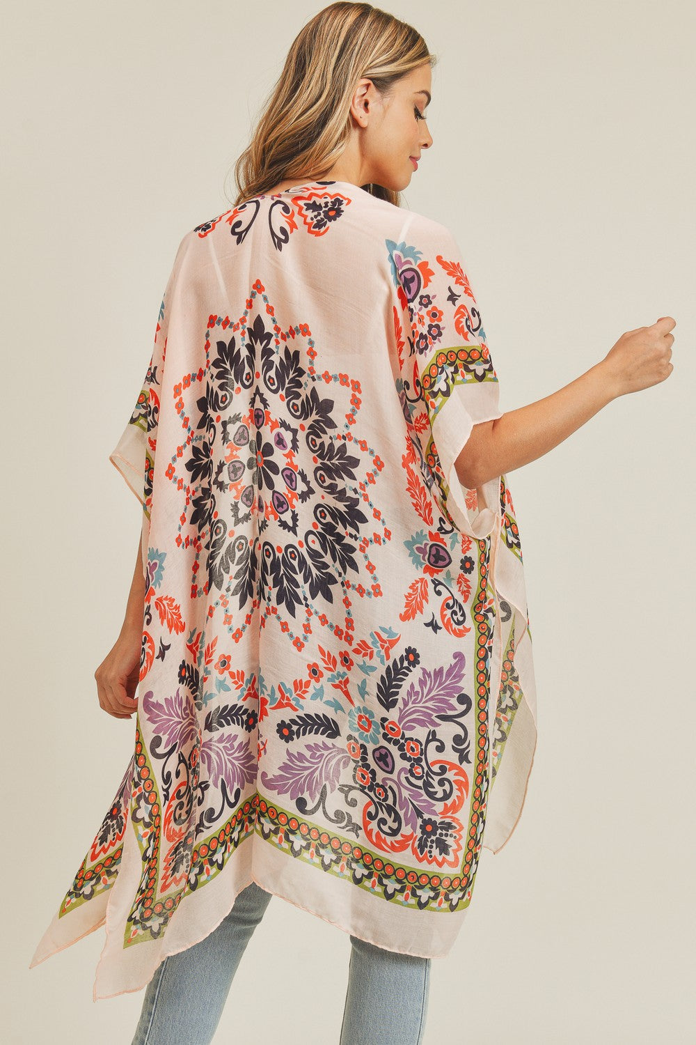 PC87 | Vintage Floral Border Kimono | MS0178