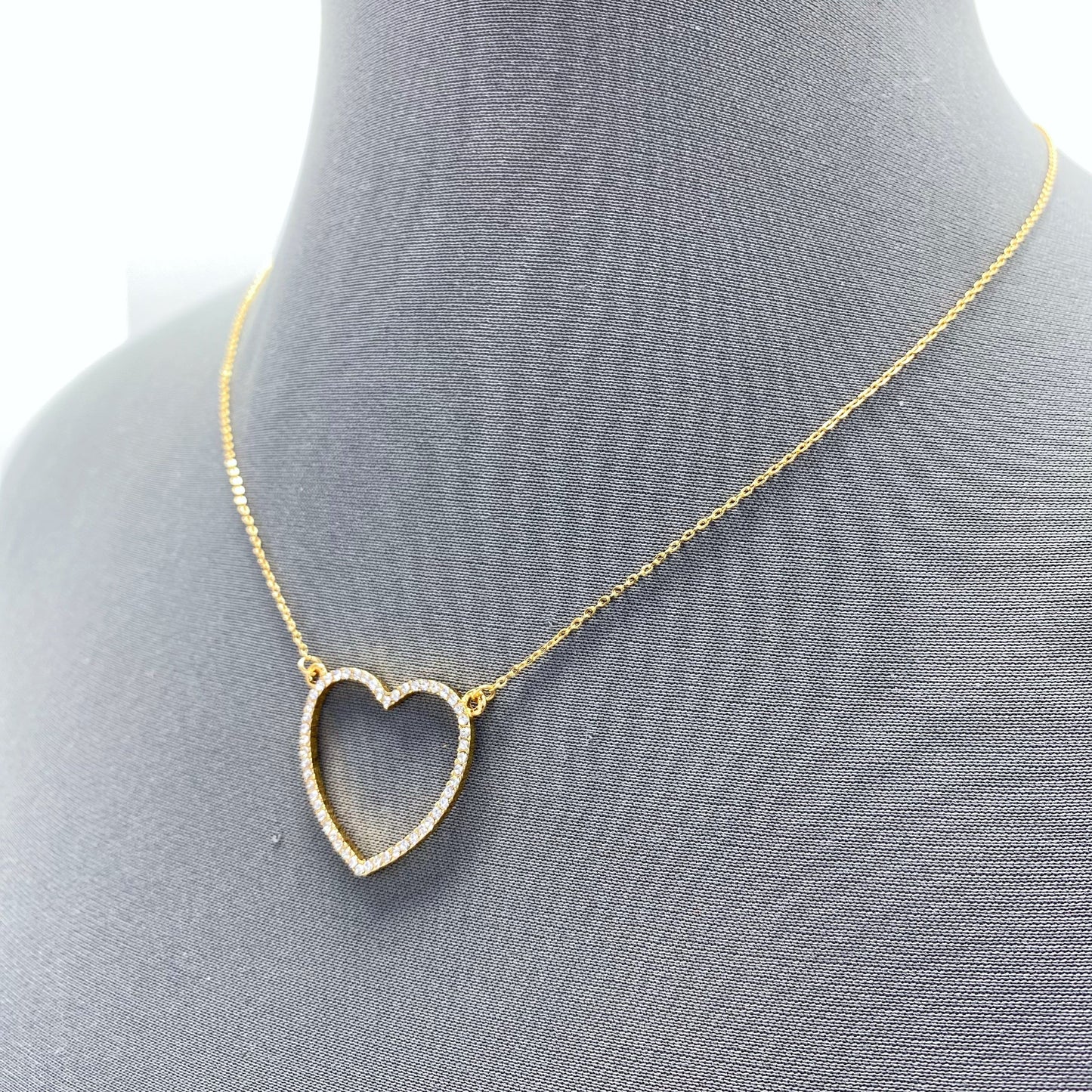 N0591 17322 Love Pendant Necklaces