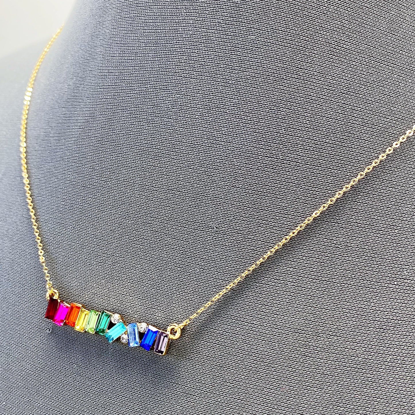 N0594 17258 Bar Pendant Necklace