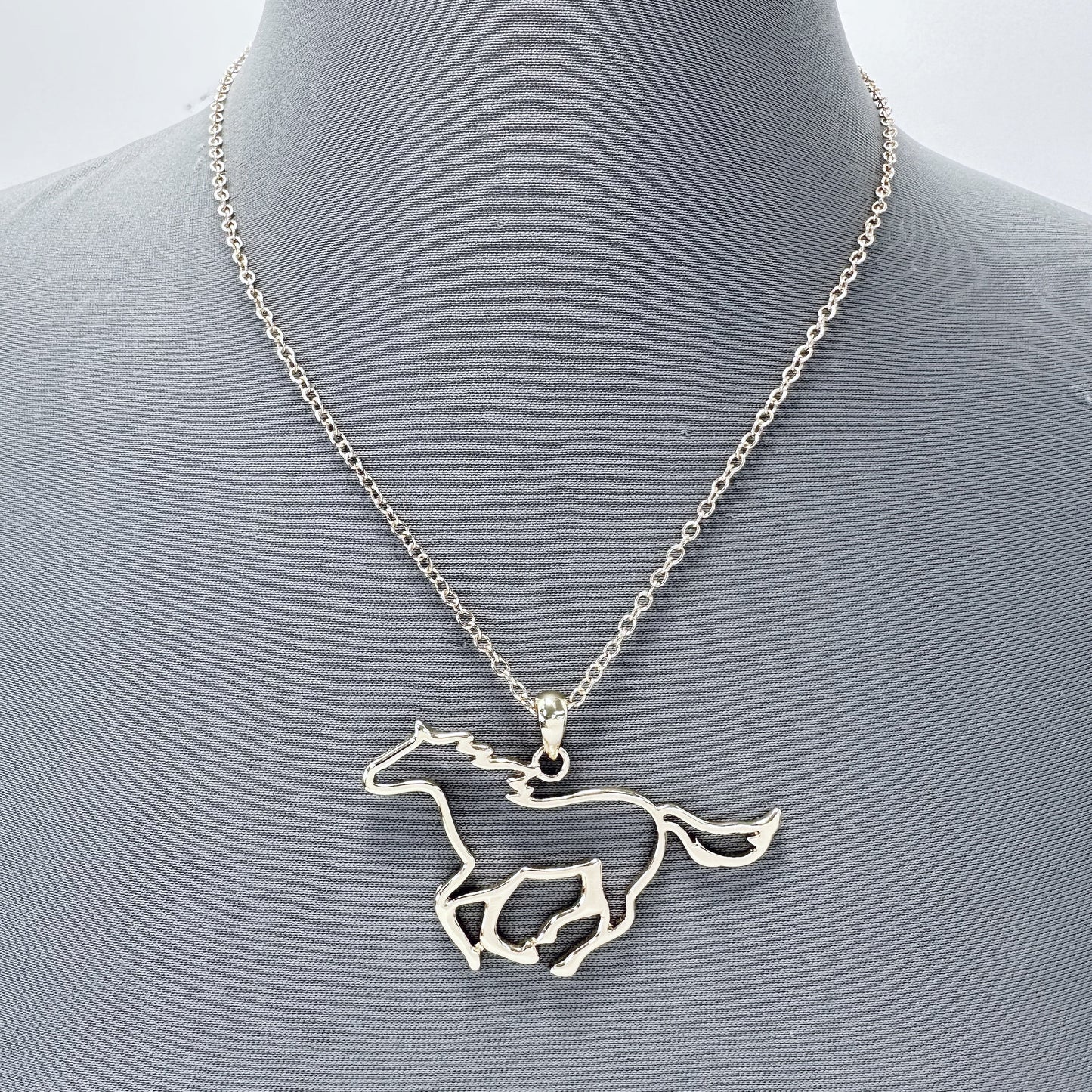 N0404 AN2896 Animal Horse Mustang Shape Pendant Multi Chain Necklace