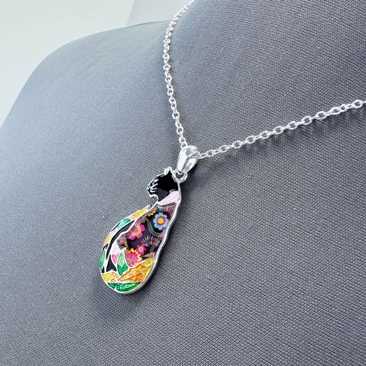N0362 AN3021 Multi Colored Animal Cat??Design Pendant Necklace