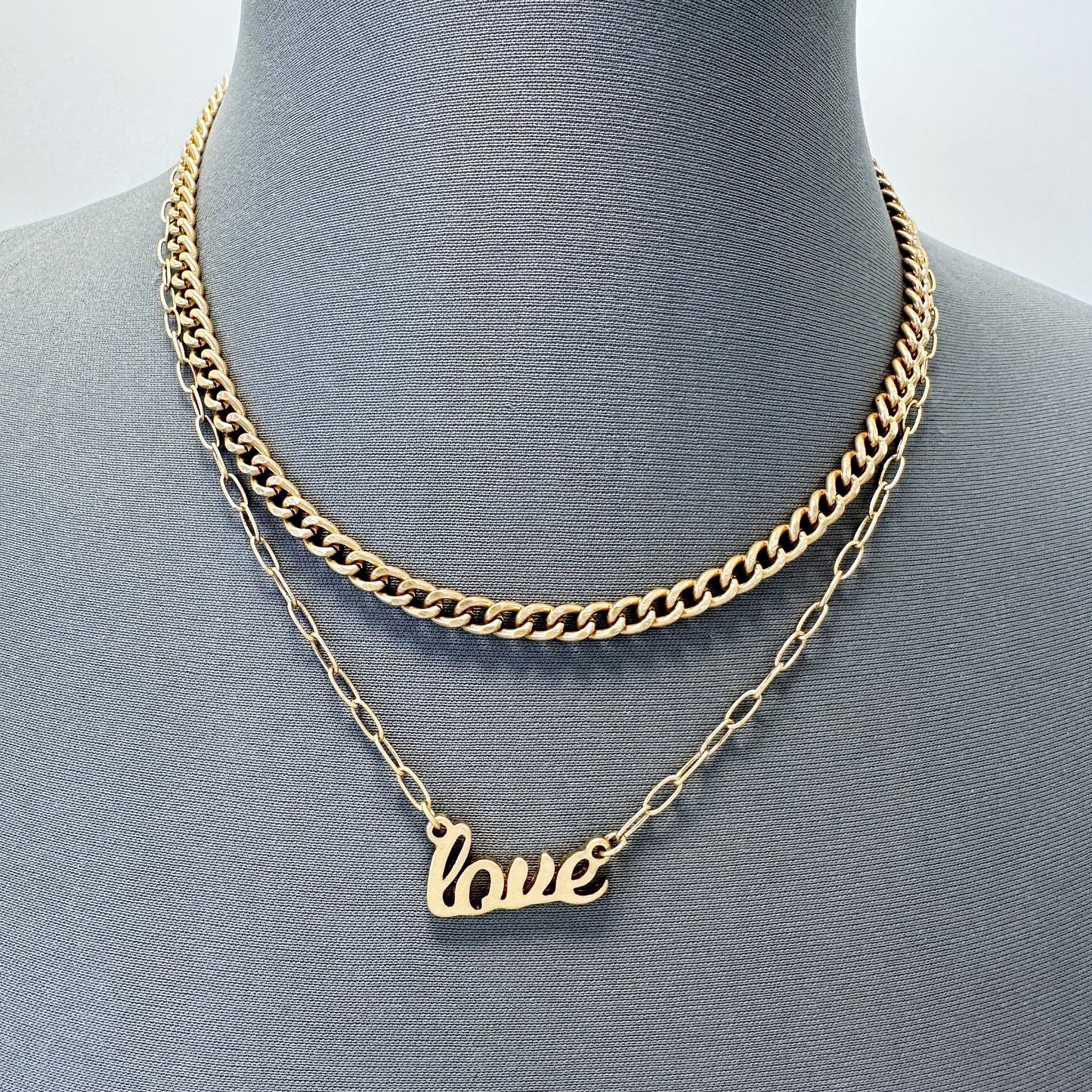 N0520 QN4452 Love Design Pendant Chain Necklace