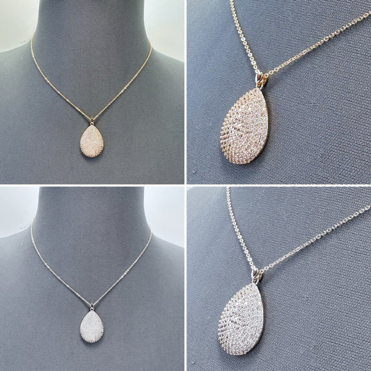 N0213 17923 Oval Shape Pendant Necklace