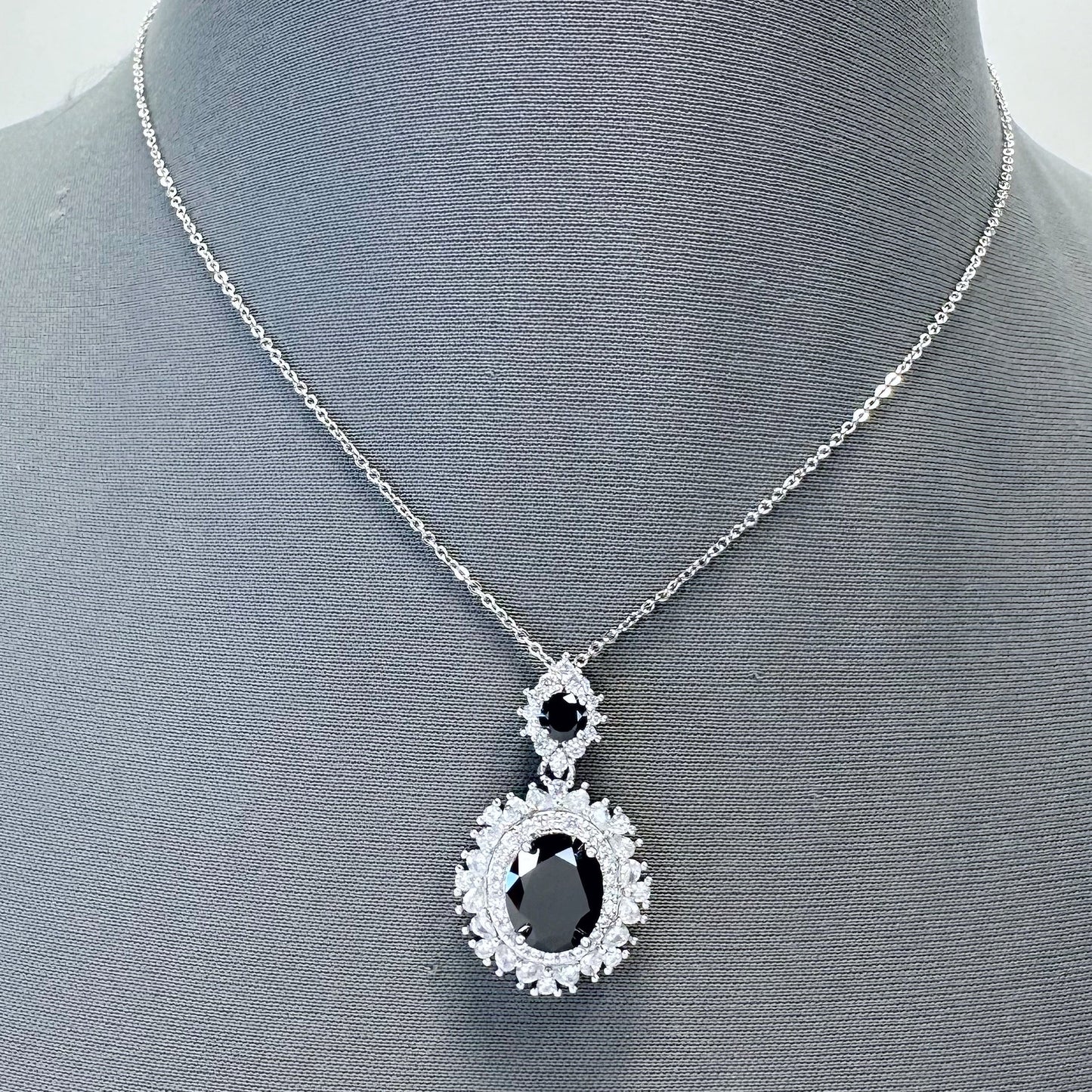 N0229 18168 Mini Pendant Necklace