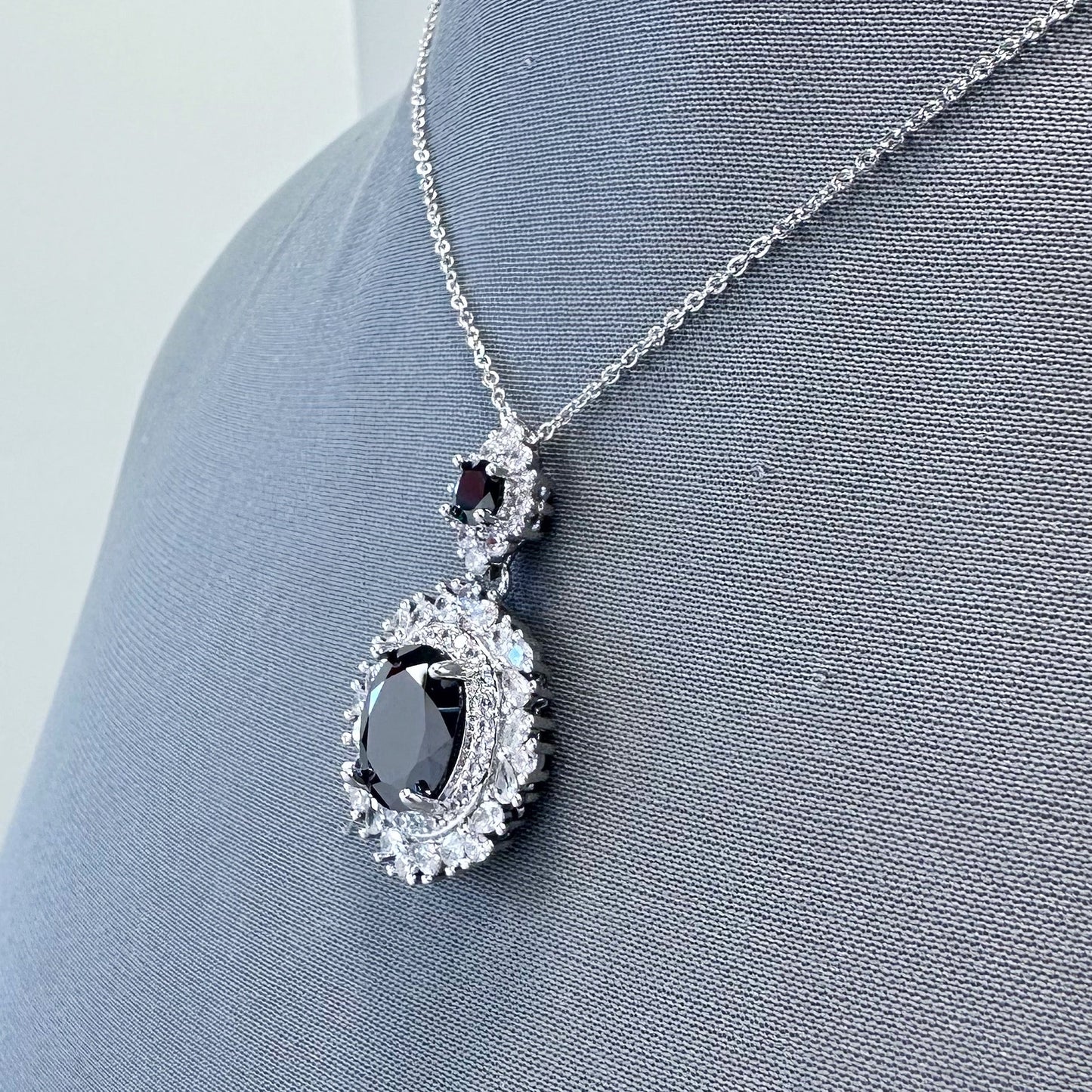 N0229 18168 Mini Pendant Necklace