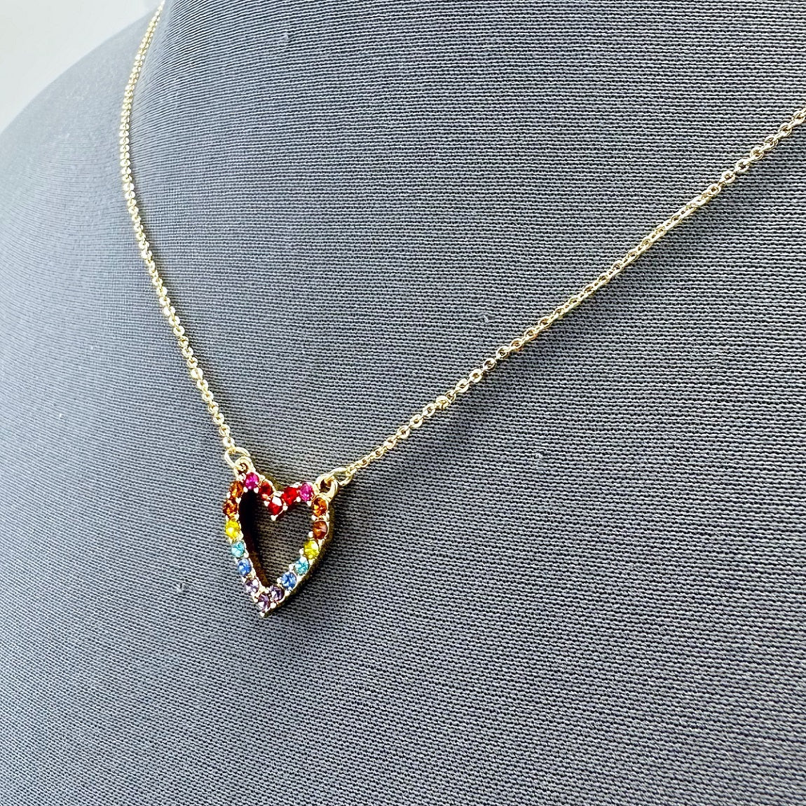 N0592 17167 Love Pendant Necklace