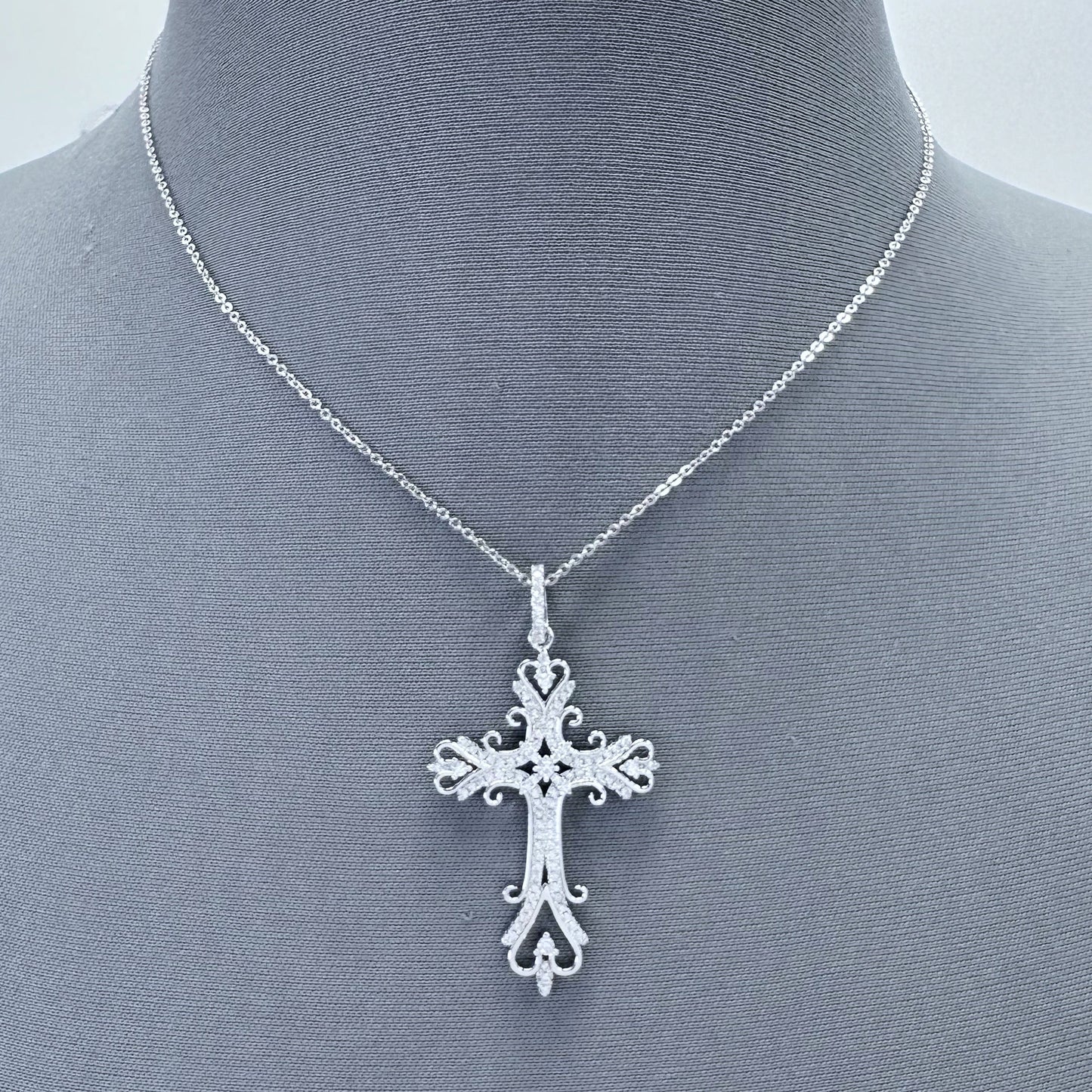 N0575 18132 Pendant Dainty Necklaces