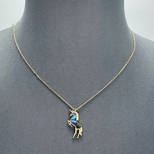N0613 17144 Horse Pendant Necklaces