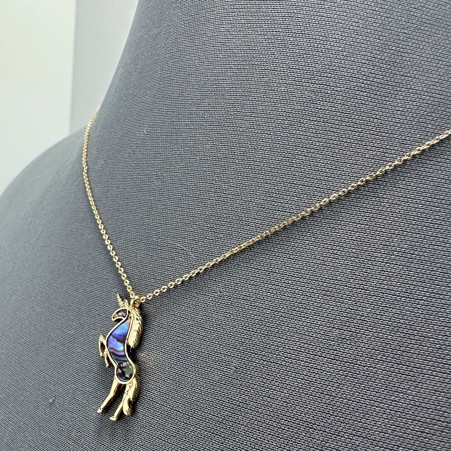 N0613 17144 Horse Pendant Necklaces