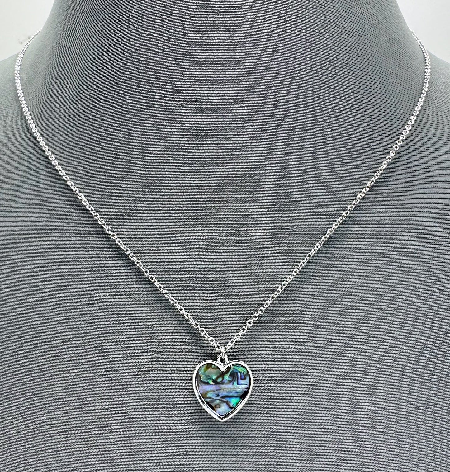 N0582 17870 Love Pendant Necklaces