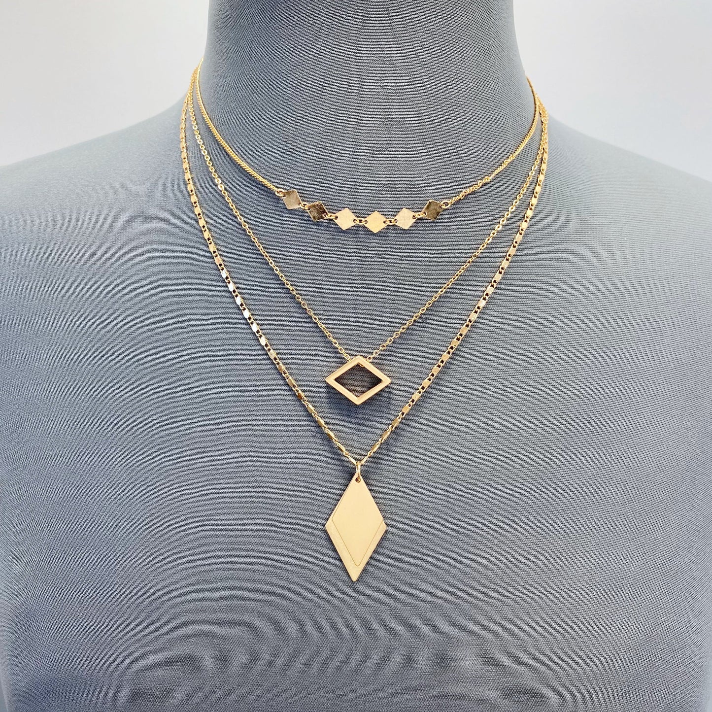 N0424 HN4878 Dainty Triple Necklaces Set
