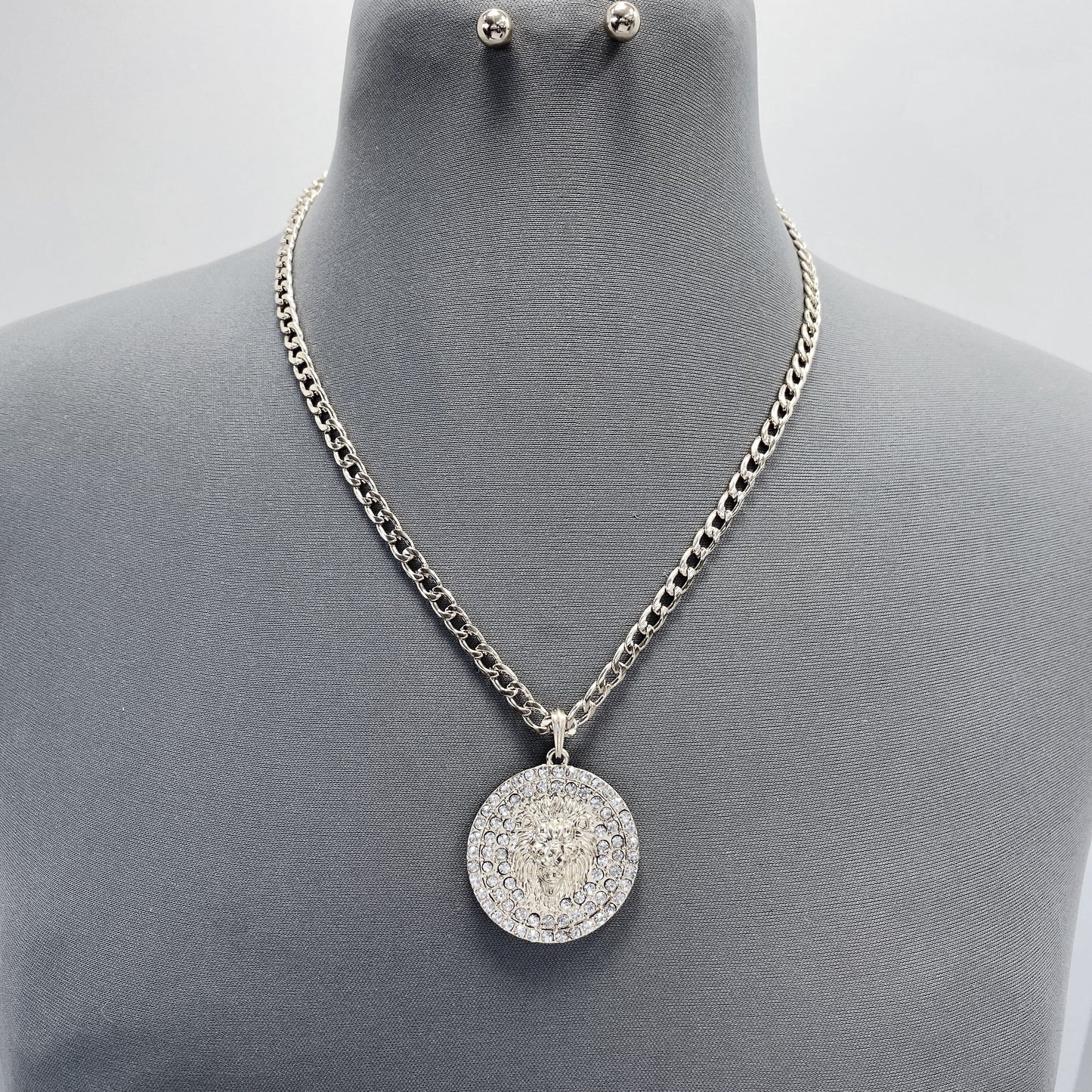 N0645 KS3112 Circle Pendant Necklace