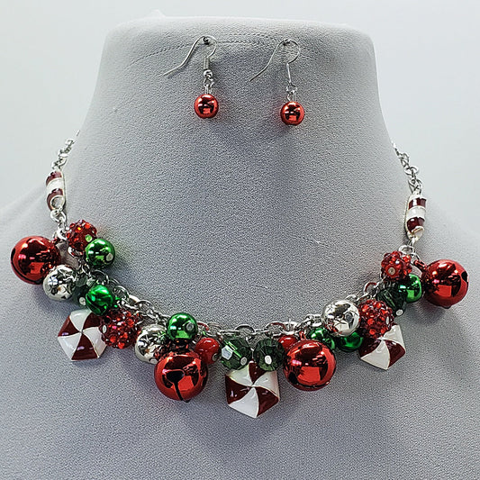 N0625 FNE6882 Christmas Necklace