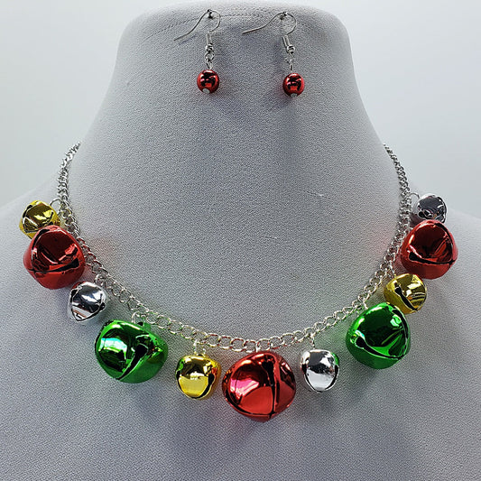N0624 FNE6883 Christmas Necklace