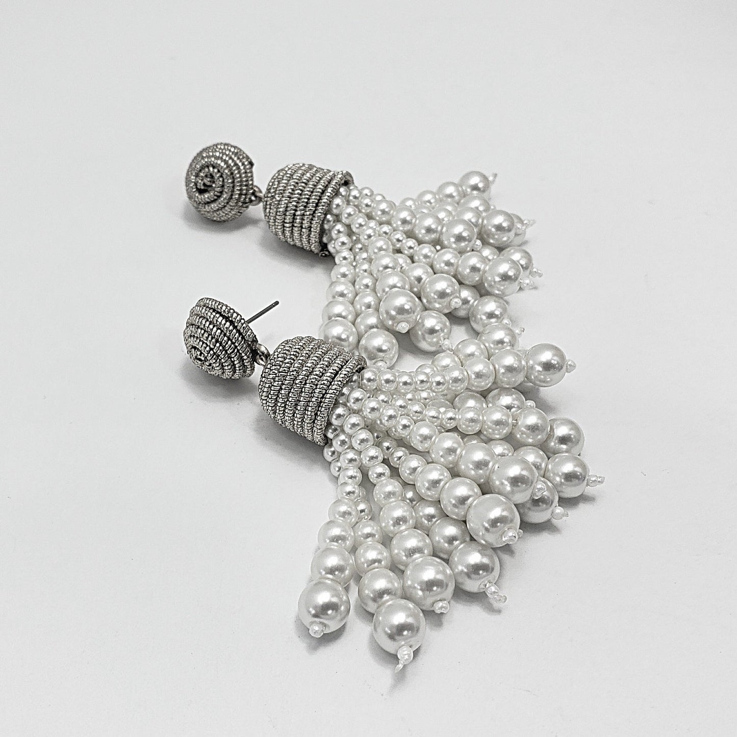 E0854 | Pearl Cascade Tassel Earrings | 83E1603