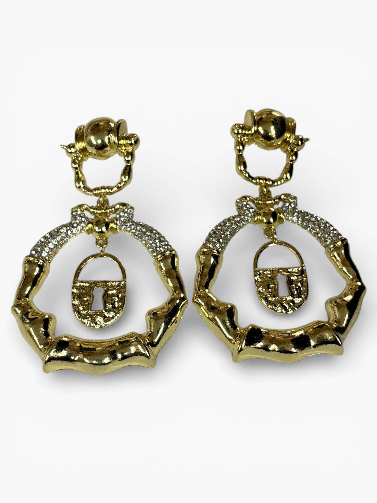 E2203 | Lock In Center Hoop Earrings | BL800