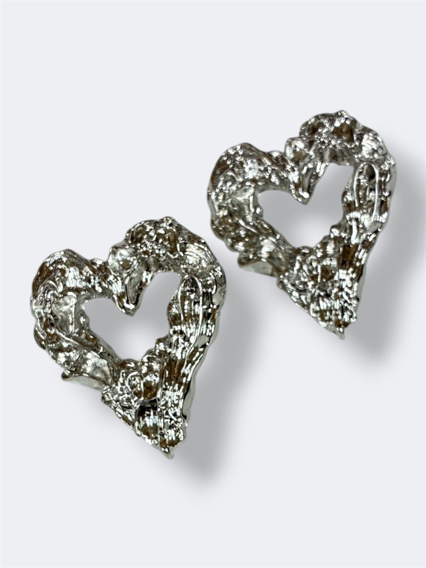 E2221 | Whimsey Heart Earrings |ER2602