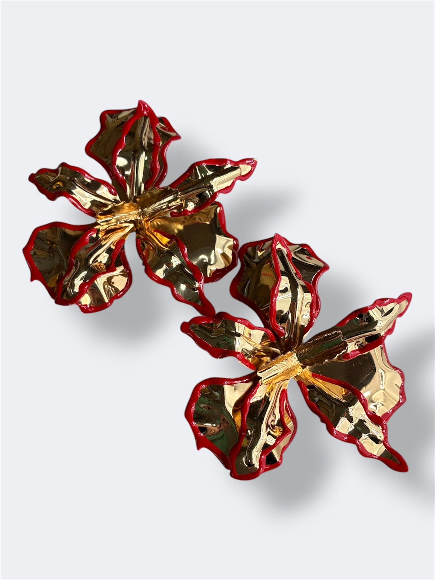 E2214 | Bold Floral Statement Earrings | KE2829