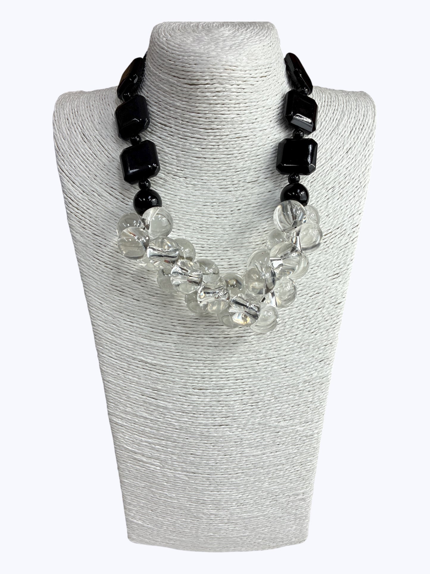 N5089 | Sculpted Bead Statement Necklace | NA5275