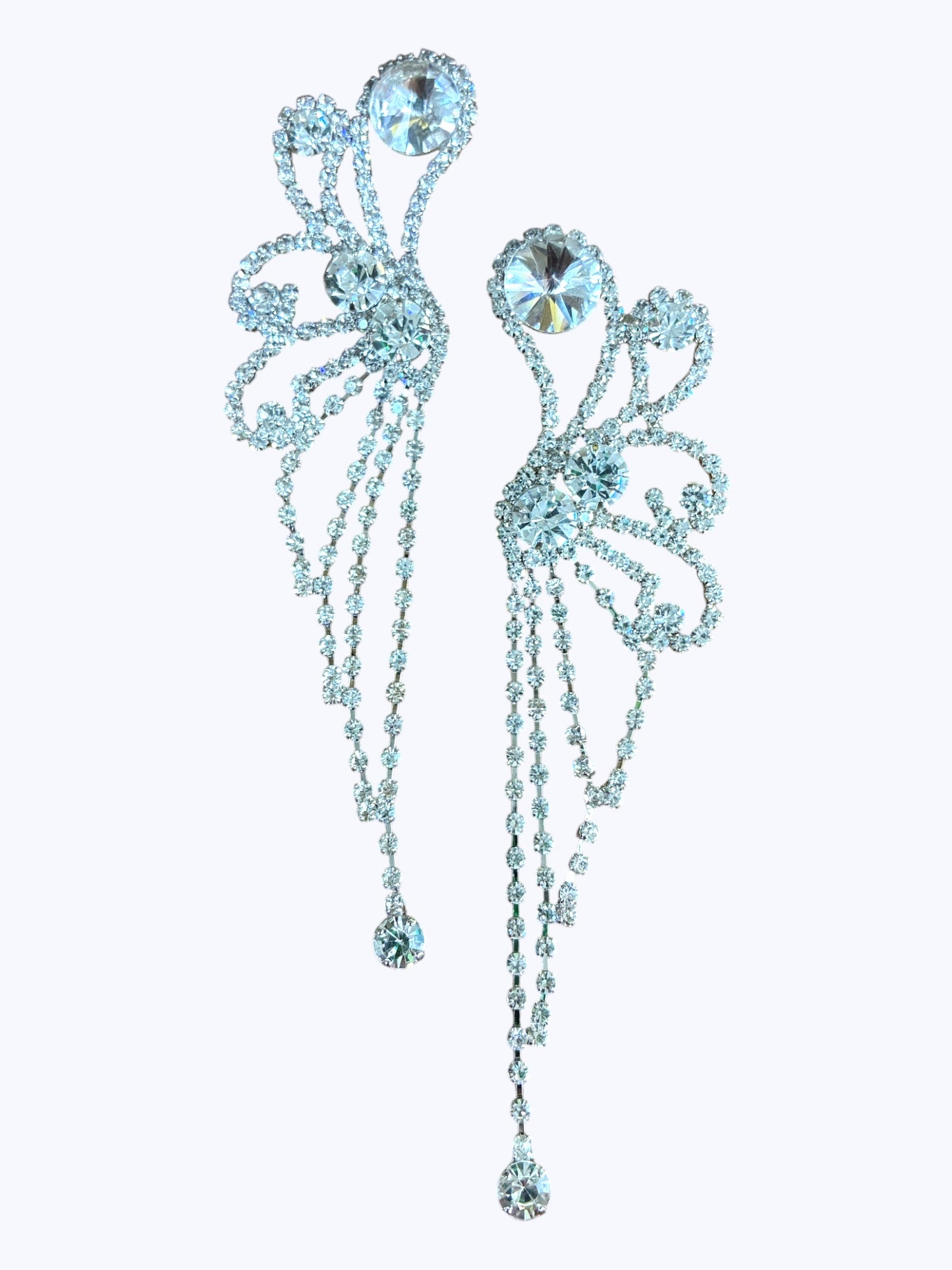 E ESE8966 Rhinestone and Crystal Earrings