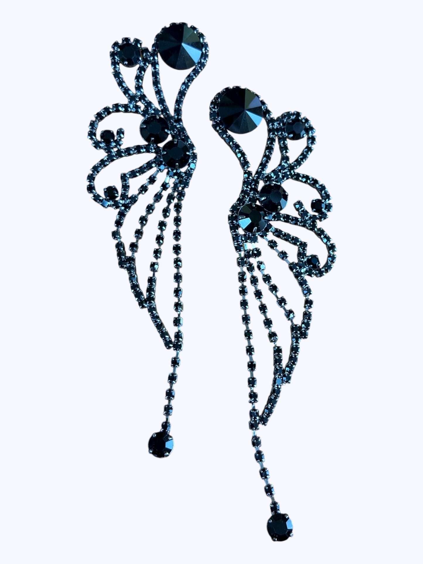 E ESE8966 Rhinestone and Crystal Earrings