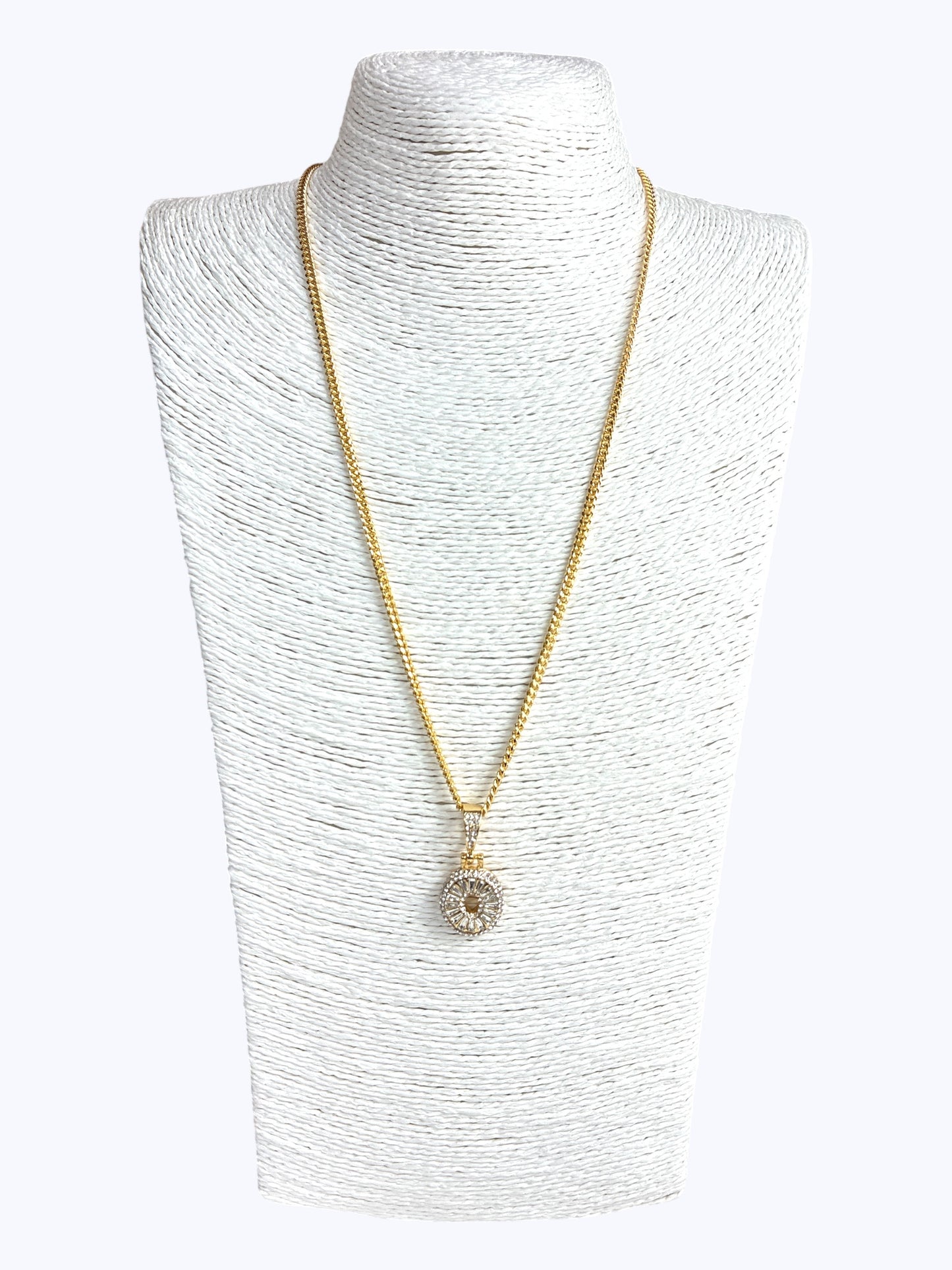 ''O''  Baguette  Letter Chain Necklace