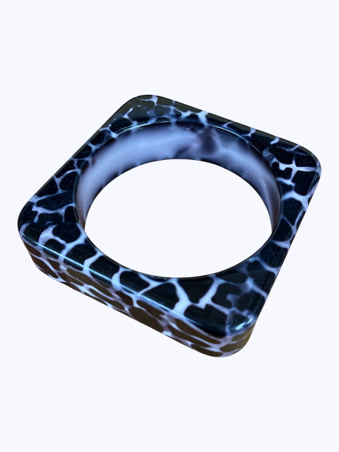 B0291| Leopard Gray Acrylic  Bangle Bracelet |TB1816