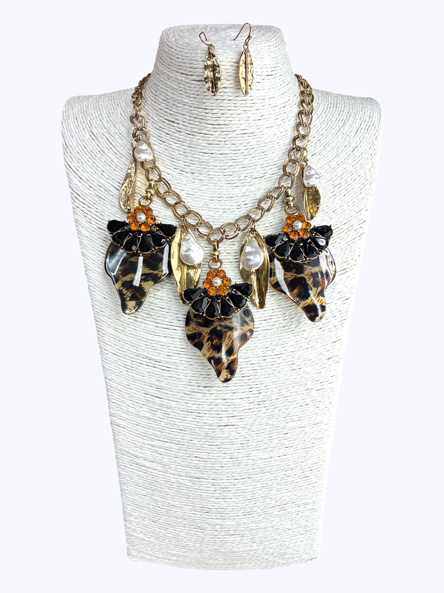 N0720 | Animal Print Charm Necklace | TNE2579