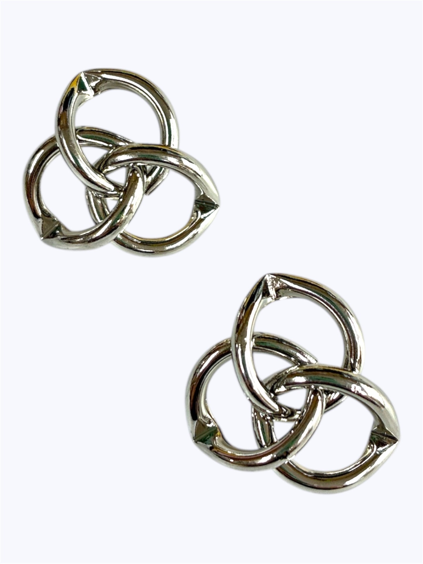 E2269 | Modern Knot Stud Earrings | VE4822
