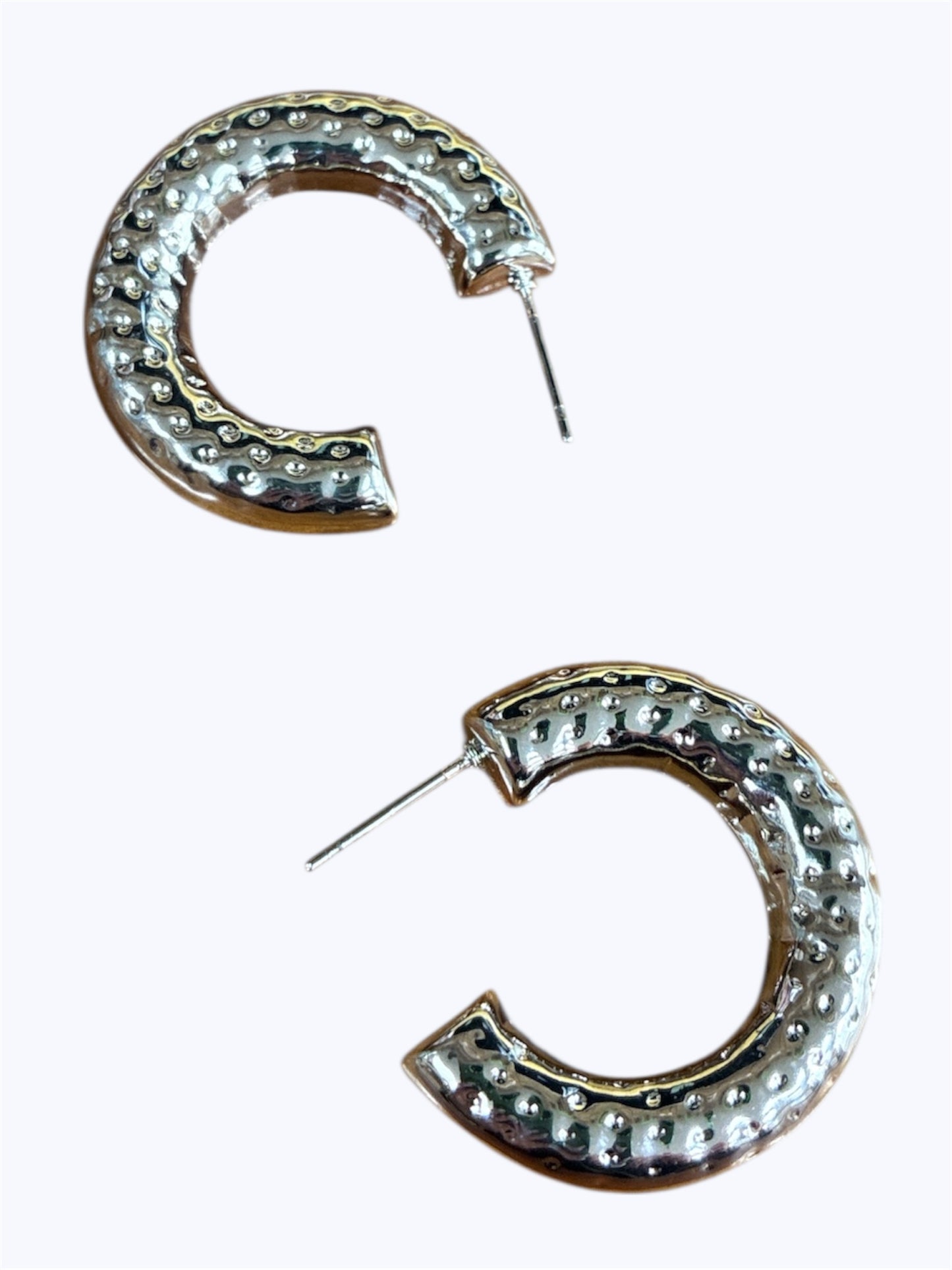 E2267 | Hammered Hoop Earrings | VE4748
