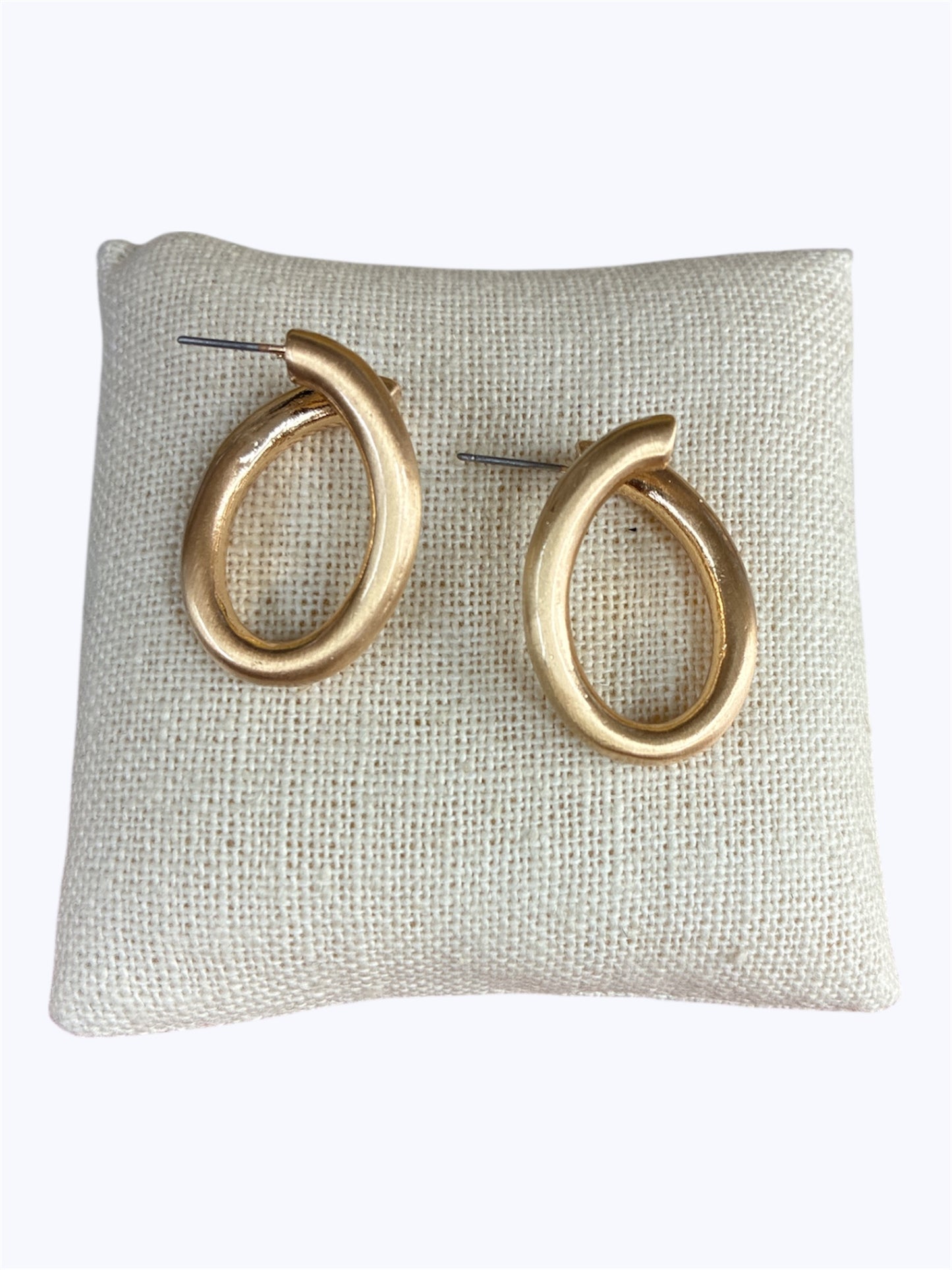E2271 | Sleek Polished Earrings | VE4835