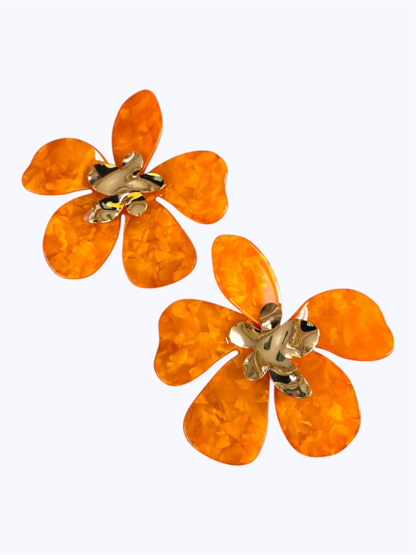 E0306 | Large Floral Post Earrings | 25E6701