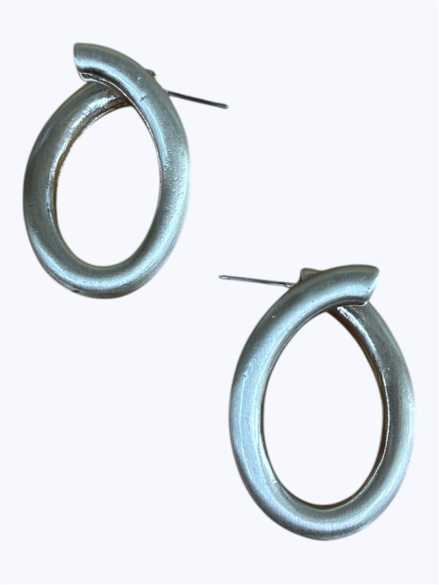 E2271 | Sleek Polished Earrings | VE4835