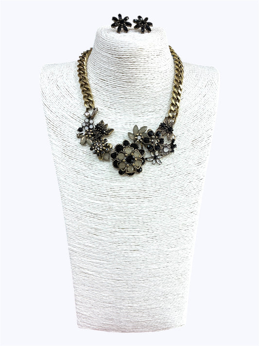 Black  Crystal Stone Necklace Set