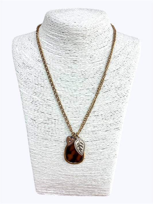 N0670 | Leaf Charm Pendant Necklace | TNE2715