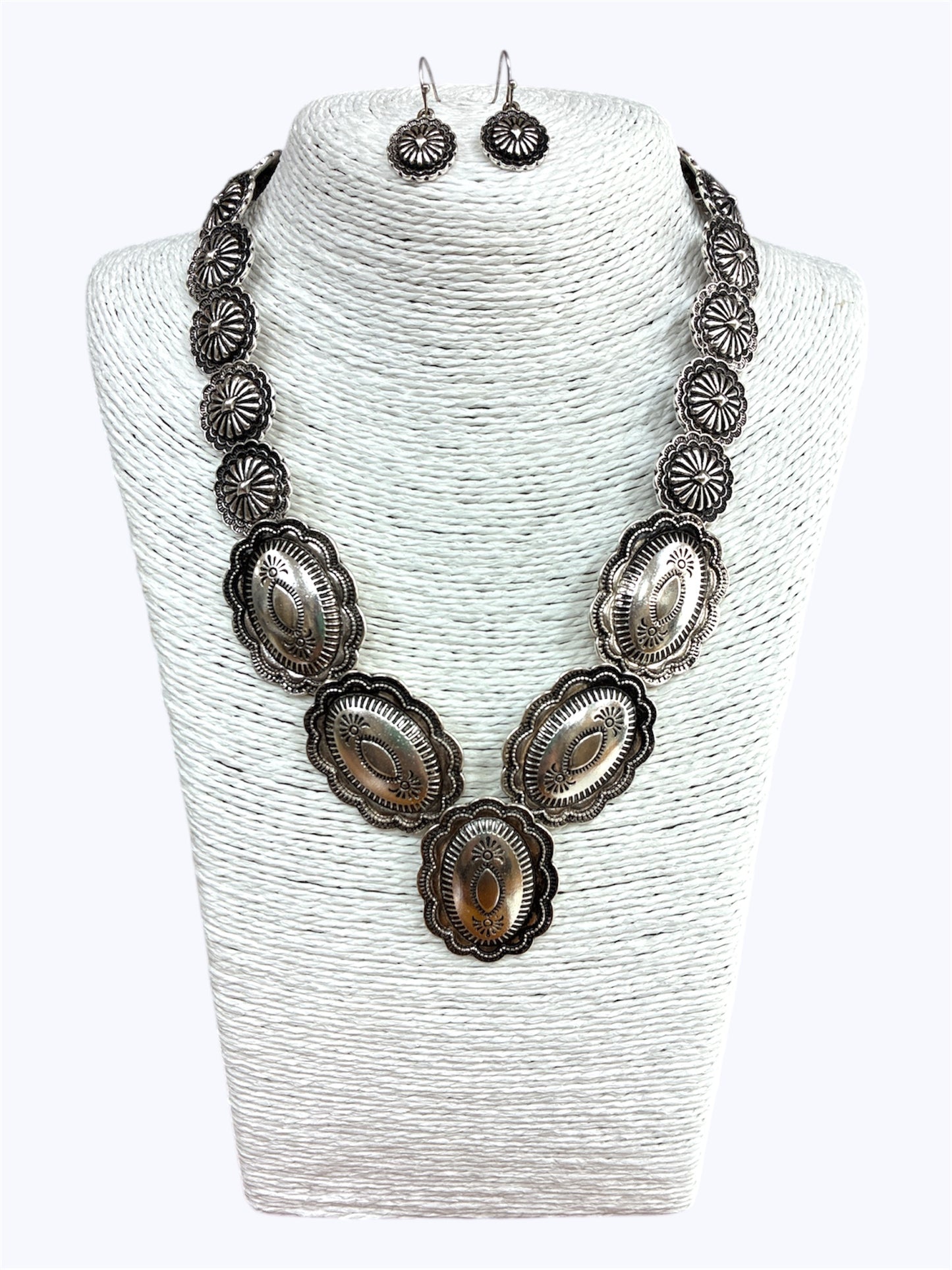 N0677 | Oval Vintage Necklace Set | QNE16200