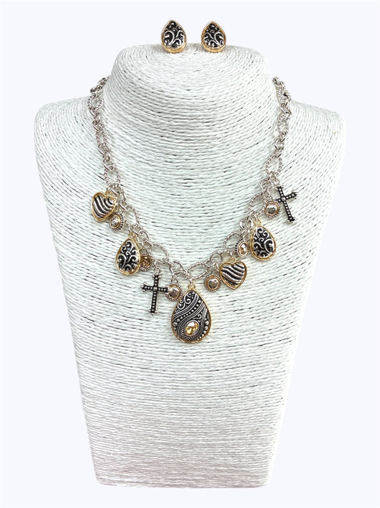 N0694 | Artisan Multi-Charms Necklace | AS7704