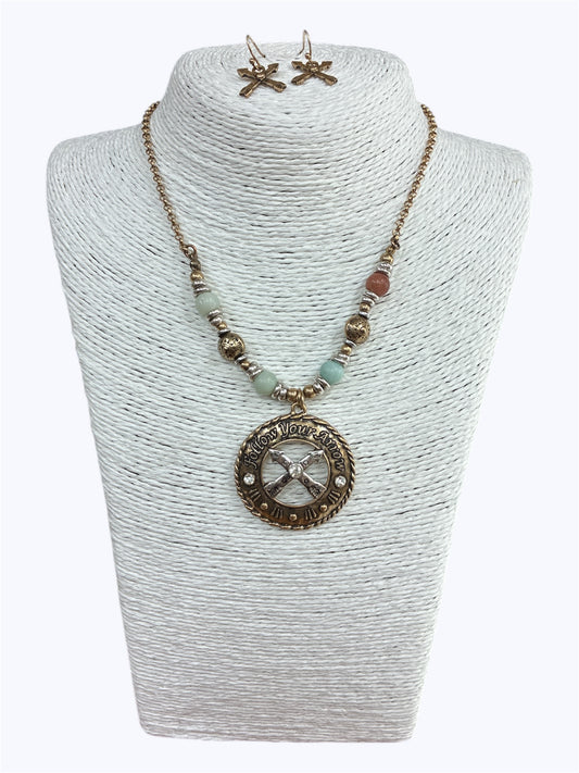 N0504 | Arrow Crossed Design Circle Pendant Necklace | QNE13188