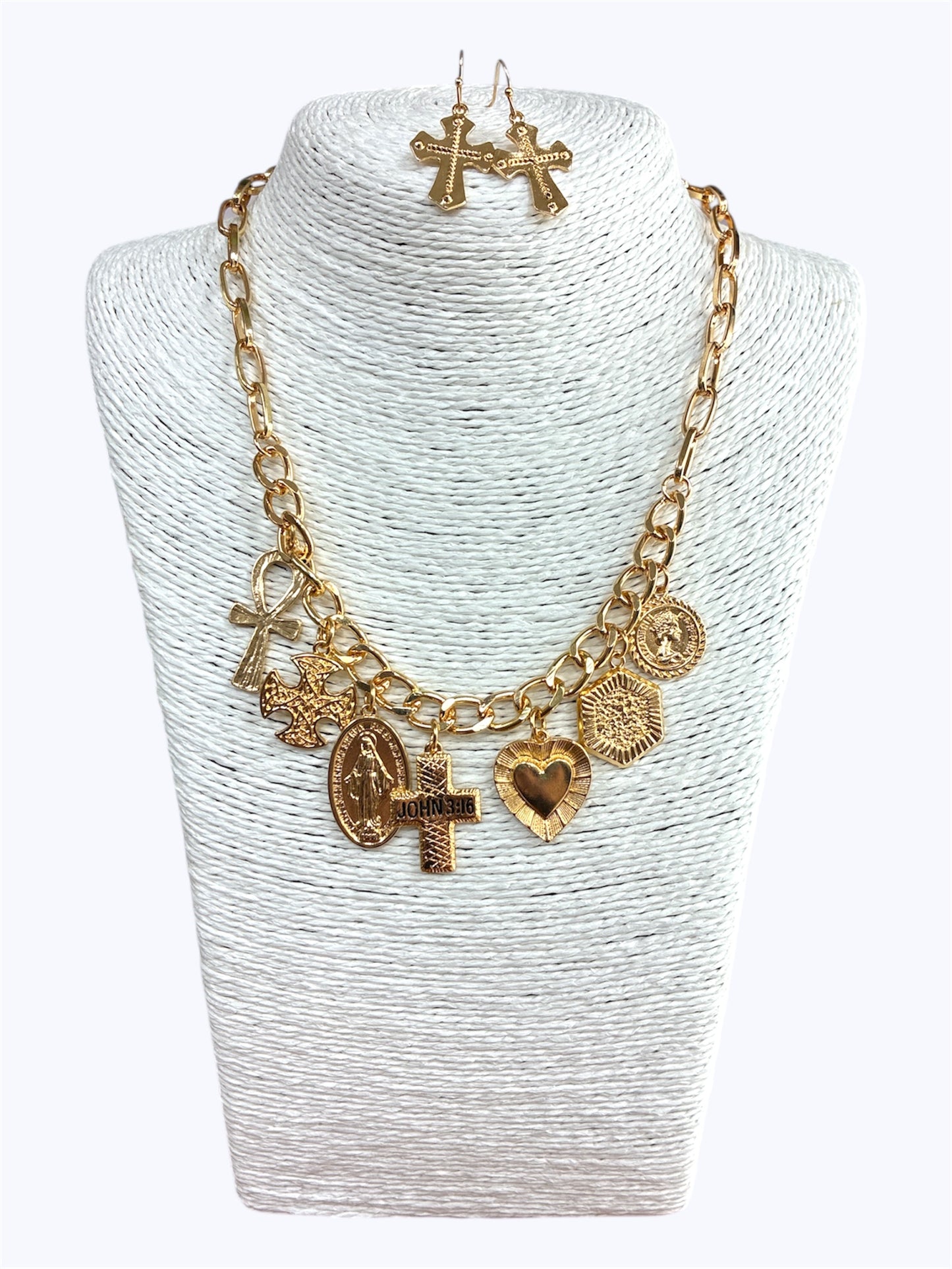 N3038| Cross Charms Necklace| QNE16433
