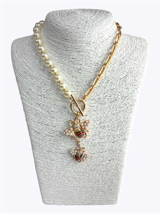 N0248|Bee Pendant Pearl Chain Necklace |JCNE2739