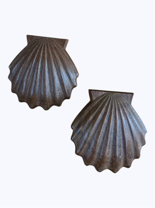 E1641 | Medium Shell  Post Earrings |83E2491