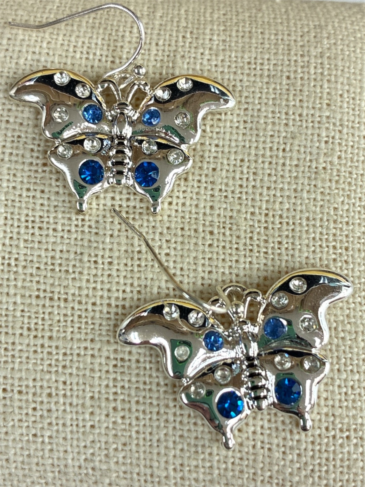 E1908 | Gemmed Butterfly Earrings | AE3787