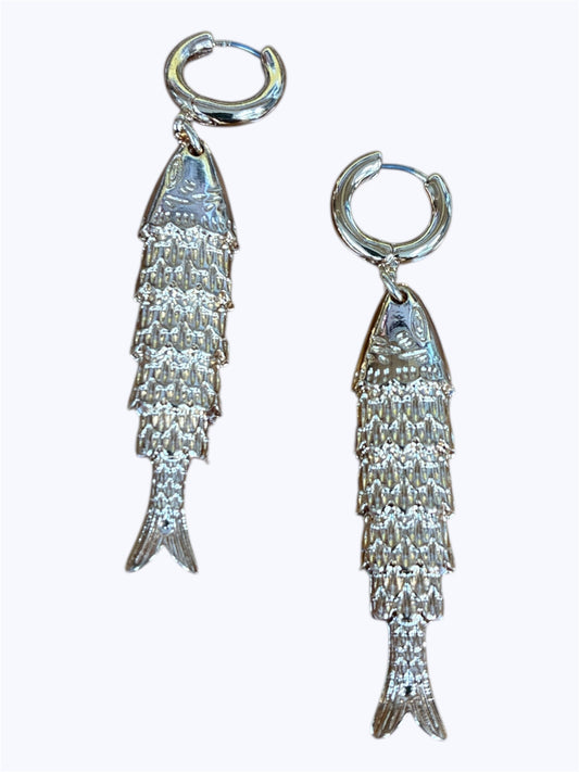 E1895 | Textured Fish Dangle Earrings | 25E6223